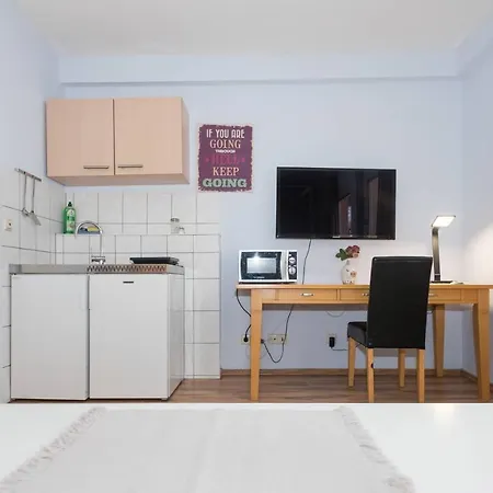 Apartmenthaus Stuttgart-mitte Apartment *